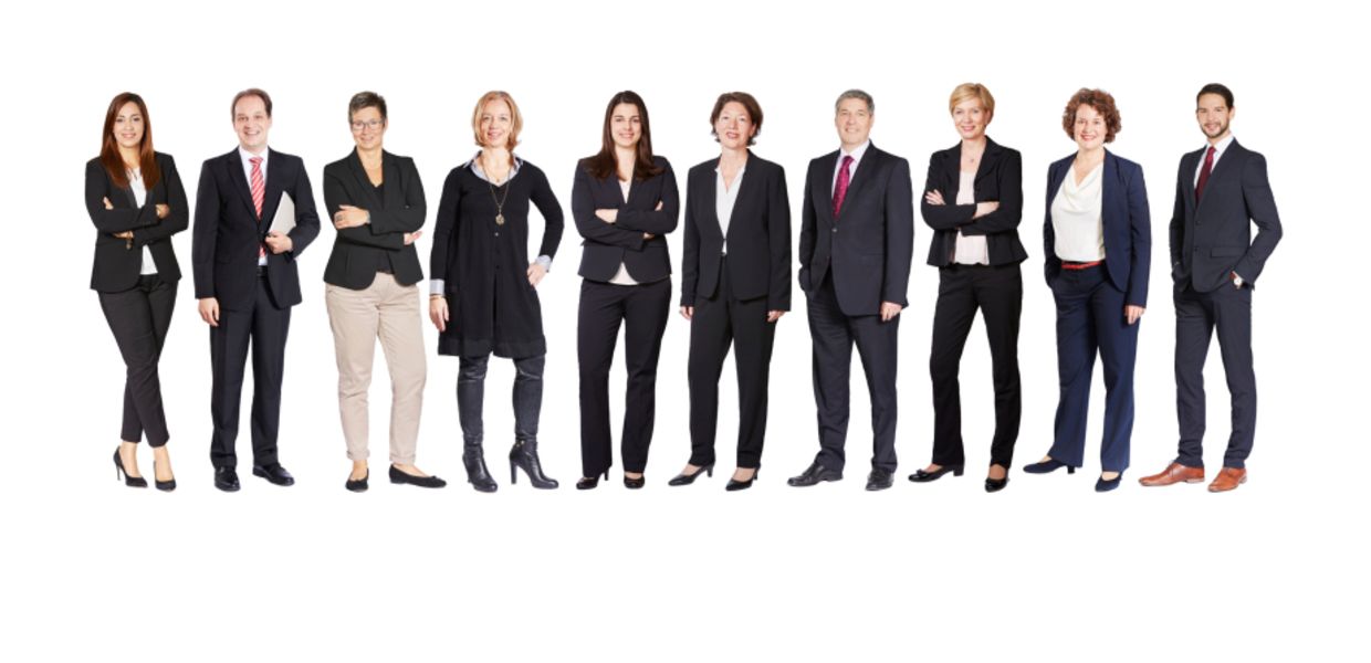 (© Kai Uwe Oesterhelweg) Gruppenfoto Team Kompetenzzentrum Führung und Unternehmenskultur